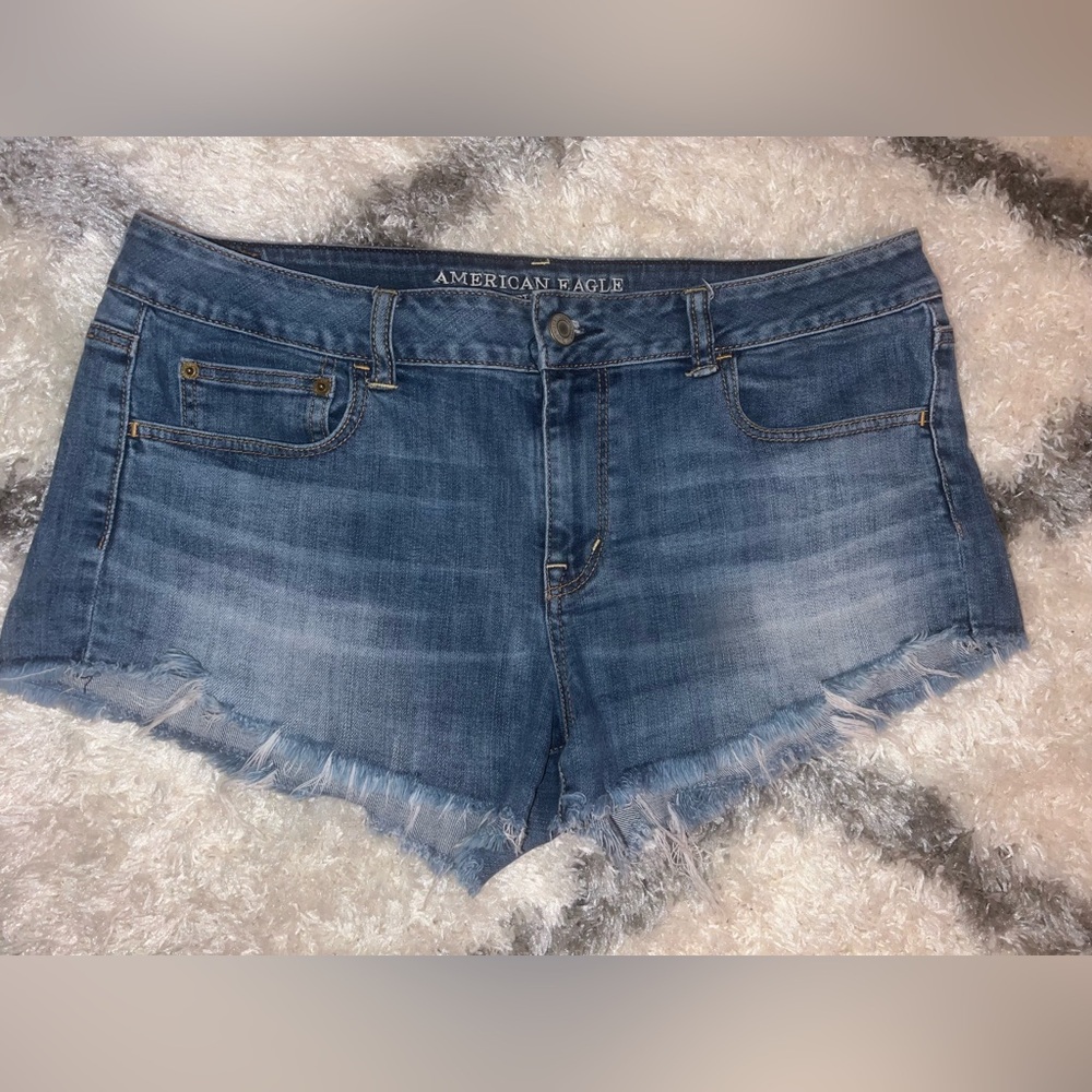 American Eagle Stretch shorts